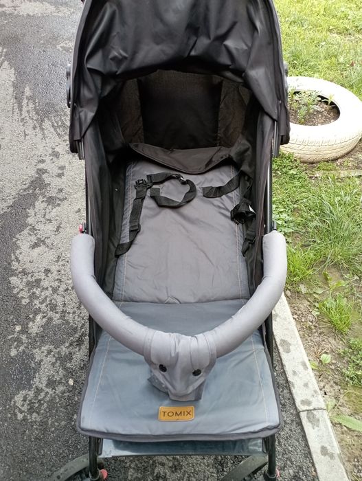 Срочно Продам коляску Tomix