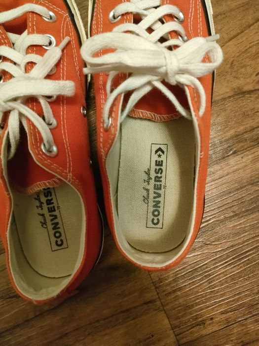 Продам кеды  .бренд Converse оригинал.