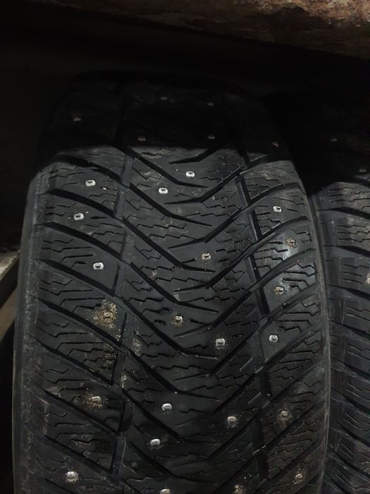 Зимняя резина 235/55/18