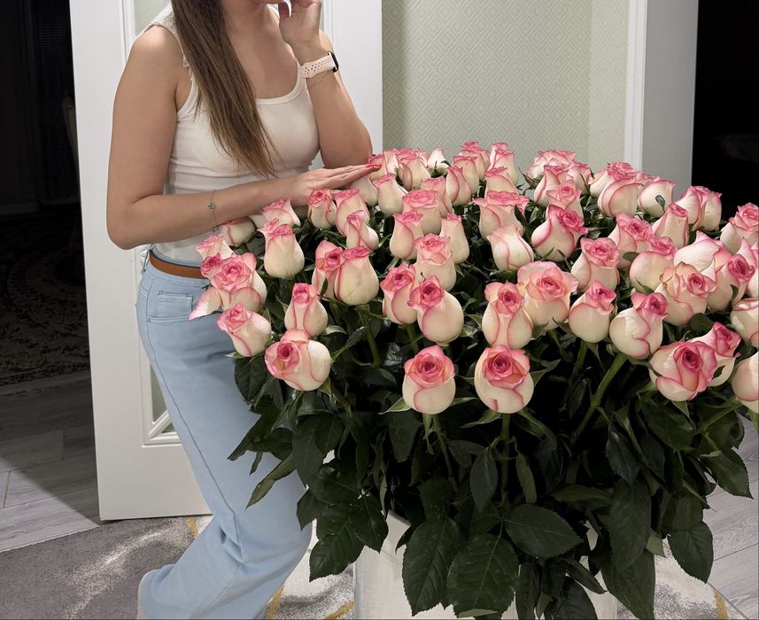 продаём цветы, которые купили сегодня.