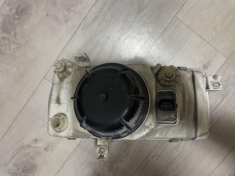 Передняя фара фольцваген вента