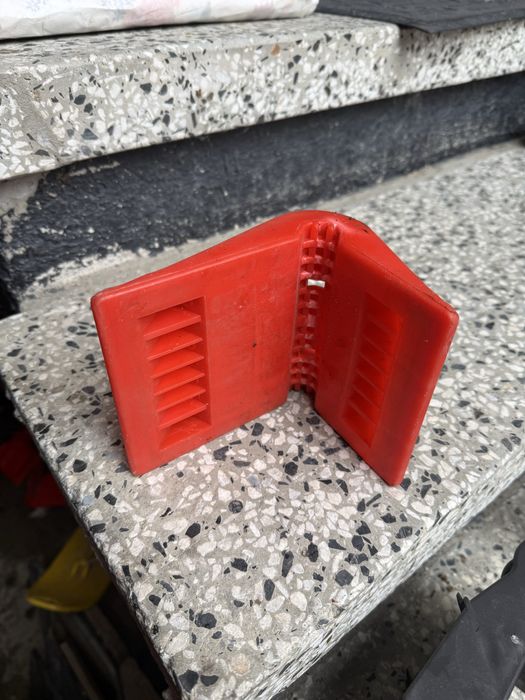 Ъгли за укрепване на товари