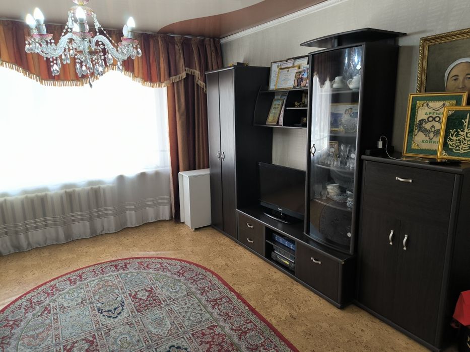 Продам 3 комн КВ на 1000 мелочей