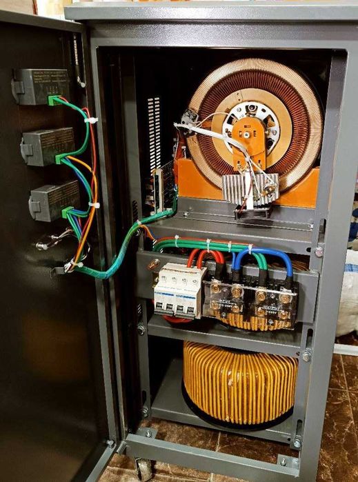 Стабилизаторы напряжения. Андели. В заводской упаковке! Гарантия