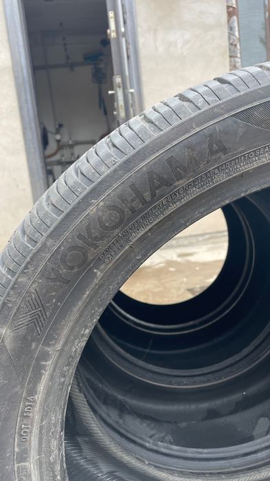 шины  295/40/21  летний