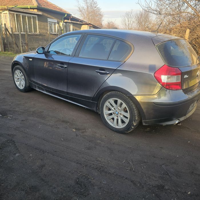 Бмв е87 116 бензин на части само .