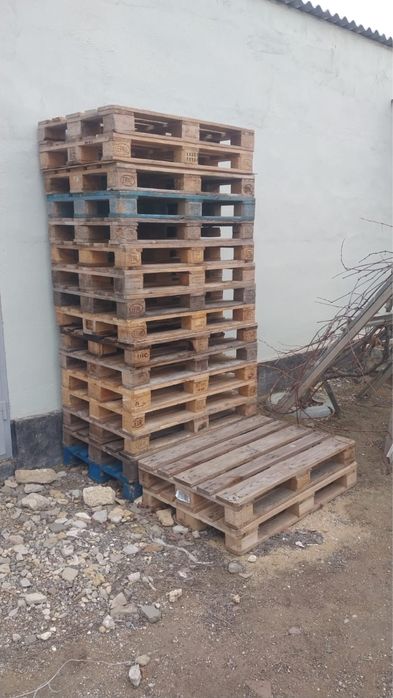 Поддоны 120х80 бу отлчное состояние