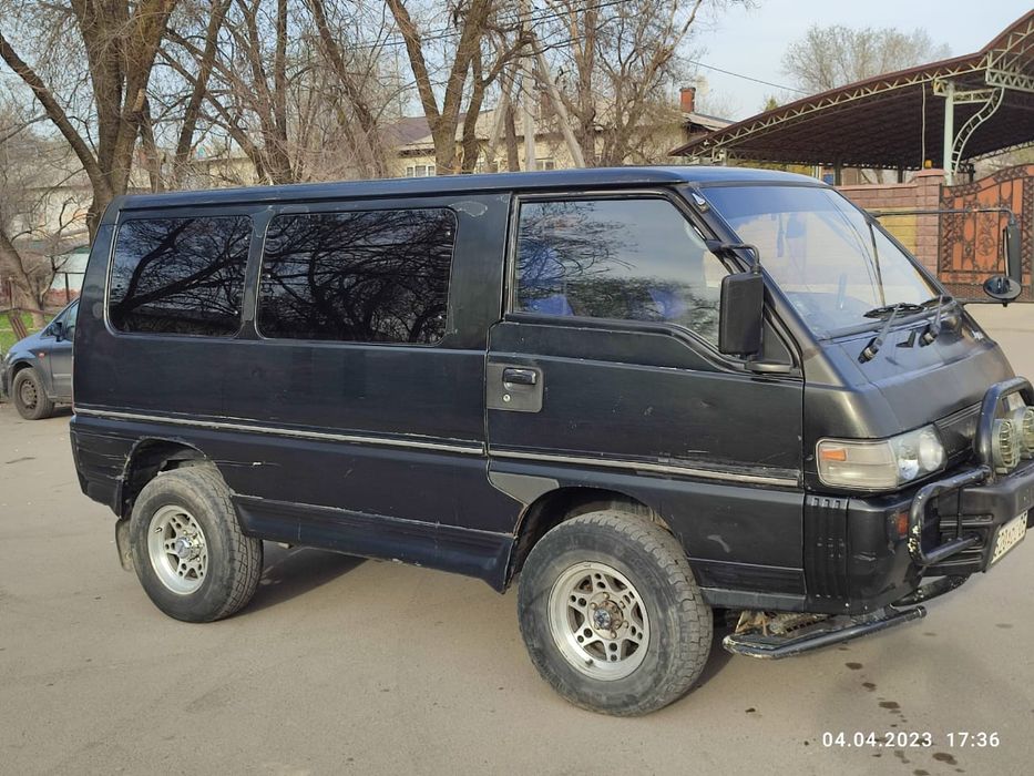 Продам делику кирпич