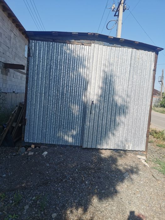 Продаю гараж металлический