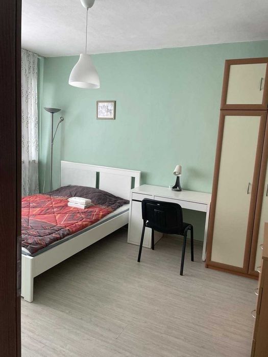 Дава се под наем Двустаен апартамент в София, Изток - 70 кв.м за 620 € - Снимка #1