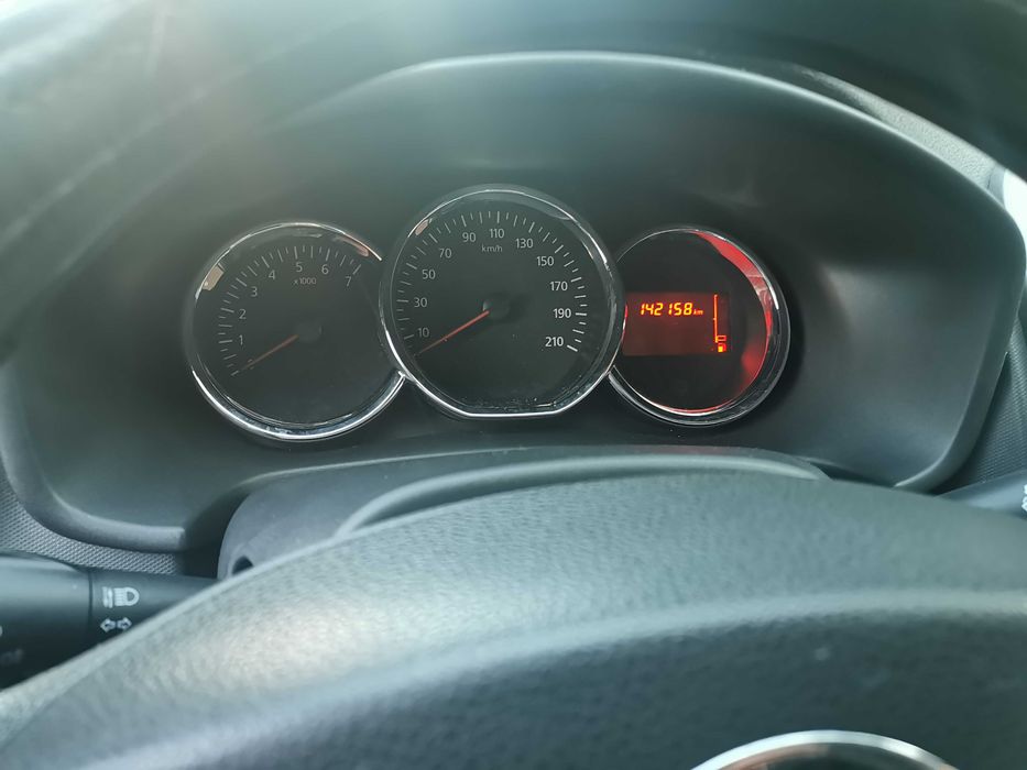 DACIA Logan 2013 — imagine 2
