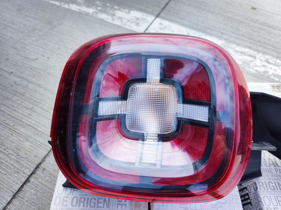 Stopuri Dacia Duster 2019