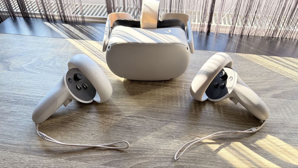 Meta Oculus Quest 2 Ochelari VR - Ca Noi!