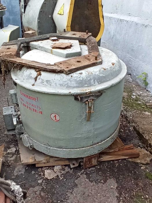 Центрифуги б/у (промышленные)