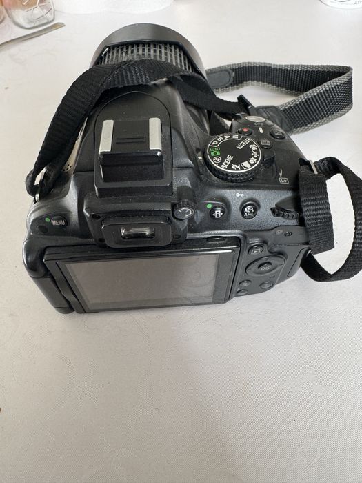 Nikon d5100 2шт  требуют ремонта