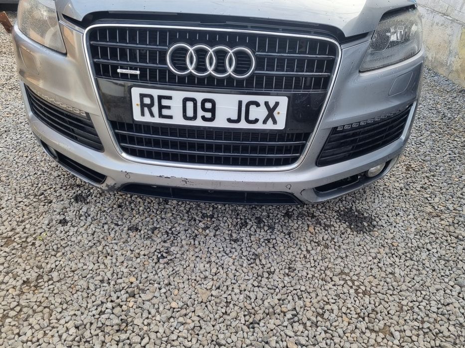 Bara fata AUDI Q7 - Silver (1370) Diesel model cu spalatoare far