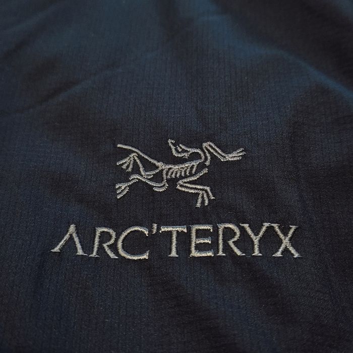 Jachetă Arc'teryx Atom Jacket Dama, XS ,S,M mic(Stare Excelentă)