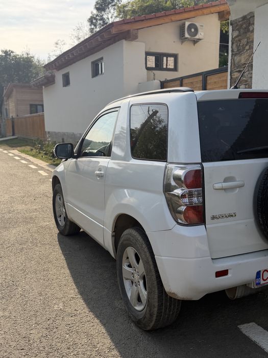 SUZUKI Grand Vitara 2011 — imagine 2