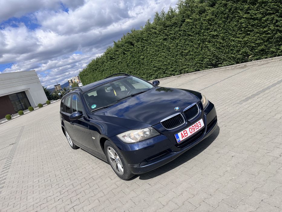 Vând Bmw 320i sau e90