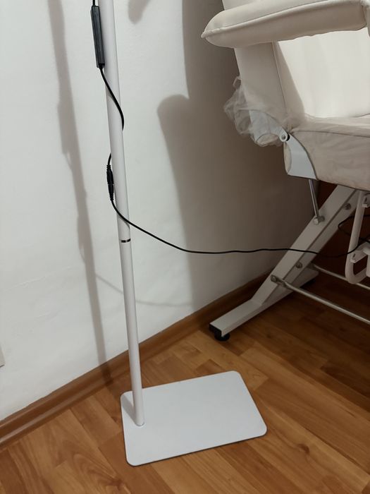 scaun cosmetic + lampa