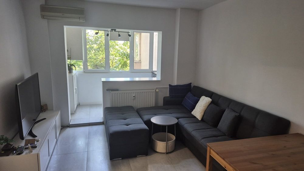 Apartament cu 3 camere living openspace