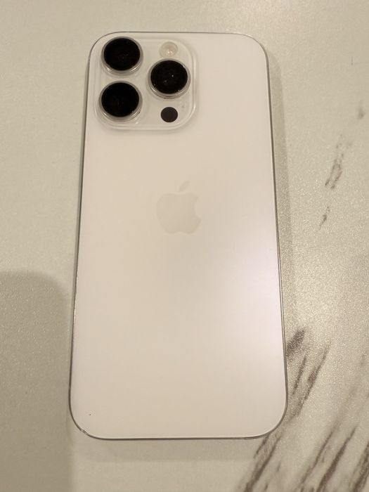 Iphone 16 pro 256 sim