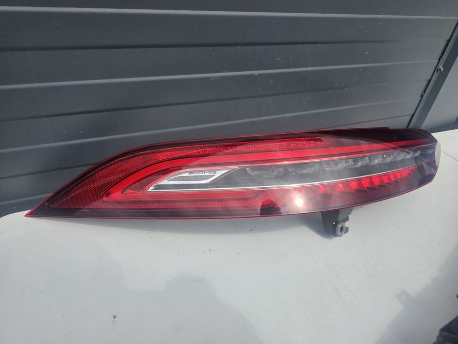 Stop / lampa spate Mercedes AMG  GT 4  X290 W290