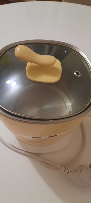 Продам электрокастрюлю