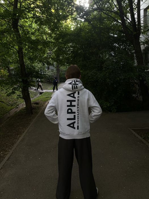 Худи alpha industries
