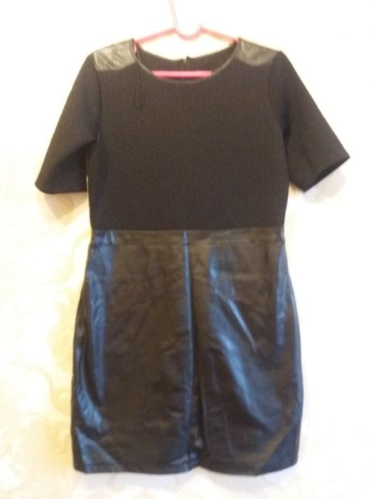 Женская одежда..