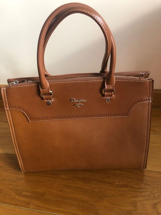 Изключително запазени дамски чанти