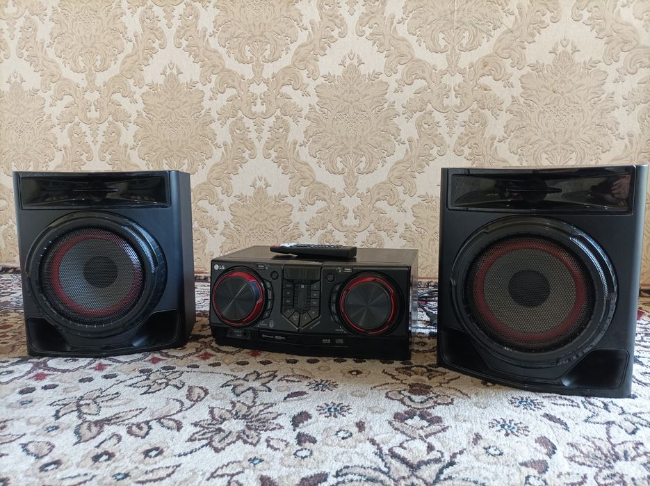 Продам лж музыкальный центр