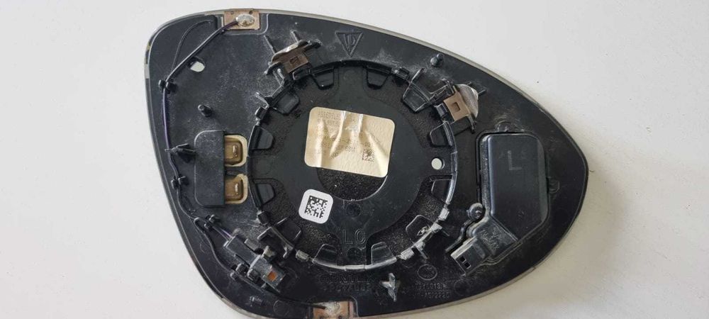 Sticla oglinda stanga dreapta Porsche Cayenne heliomata cu asistenta