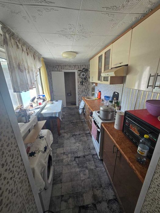 В продаже дом 2 комнаты, Авторынок