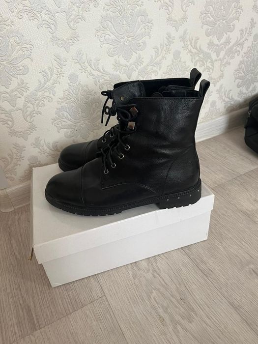 Ботинки зимние женские