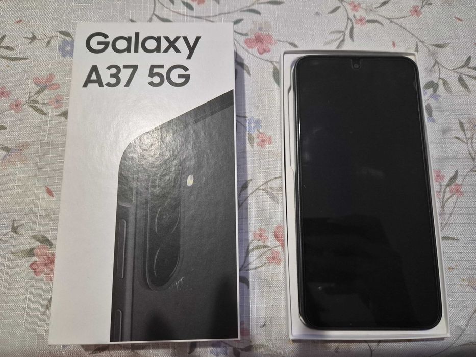Телефон Samsung Galaxy A37 128GB