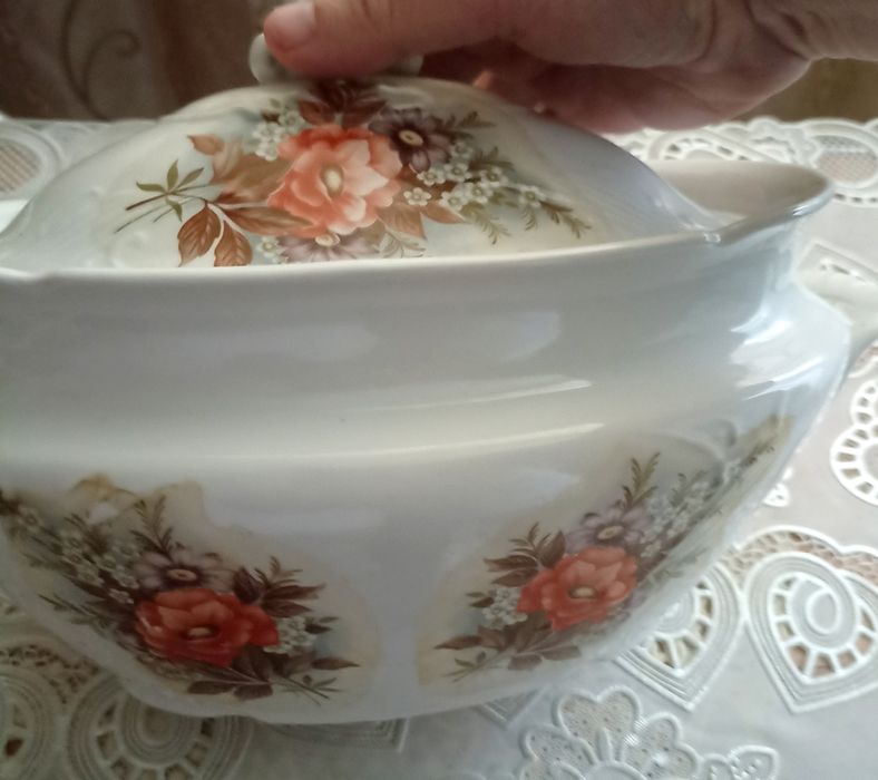Продам сервиз, фарфор, супница для кухни, СССР, подарки.