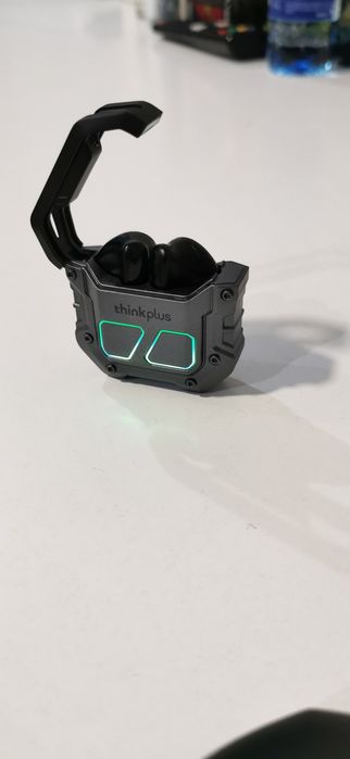 Bluetooth headphones Lenovo