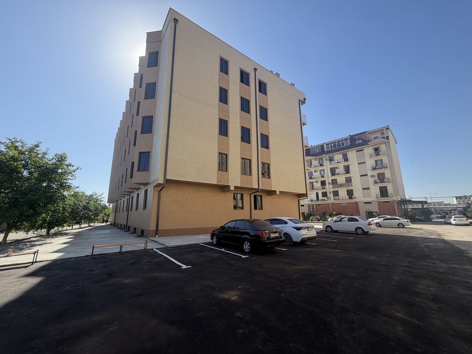 Sharq Bozorcha Oldida 2 Xonalik 5 etaj Uy Sotiladi 66 kv Vod Bo’magan