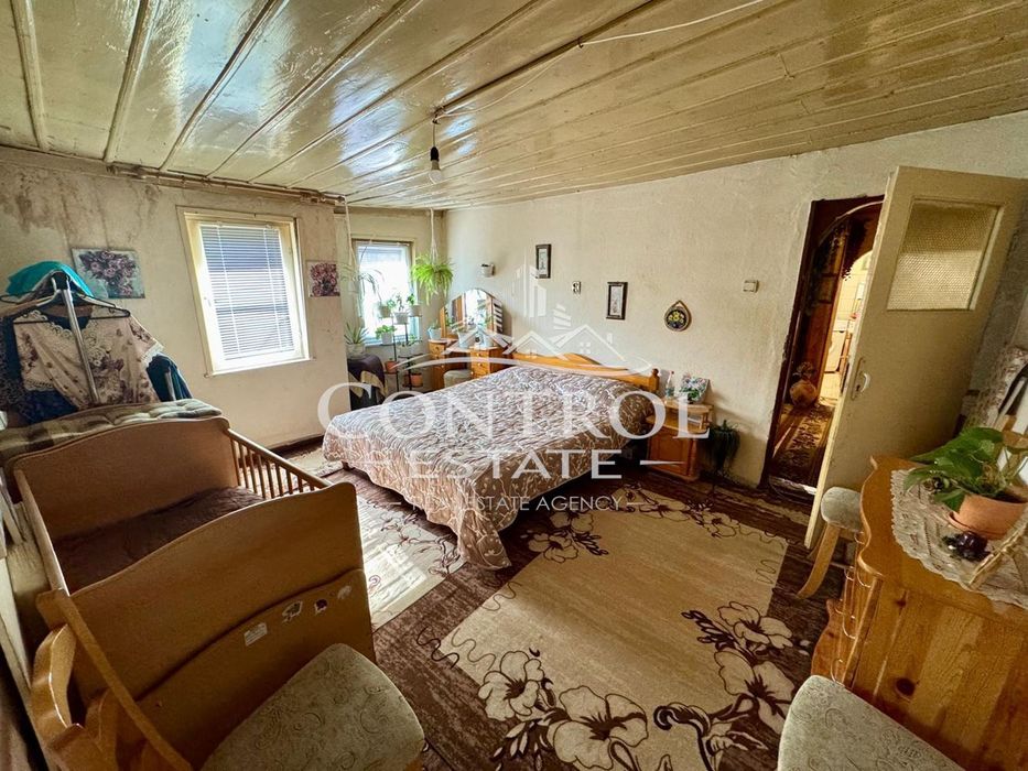 Къща в Велико Търново-Царевец площ 81 цена 83000