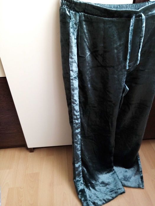 Pantaloni velur fete - Mango Girls 7-8 ani