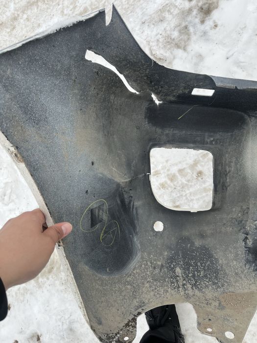 Продам бампер крузак 200 рестайлинг