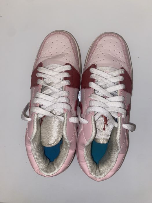 женские кросовки nike