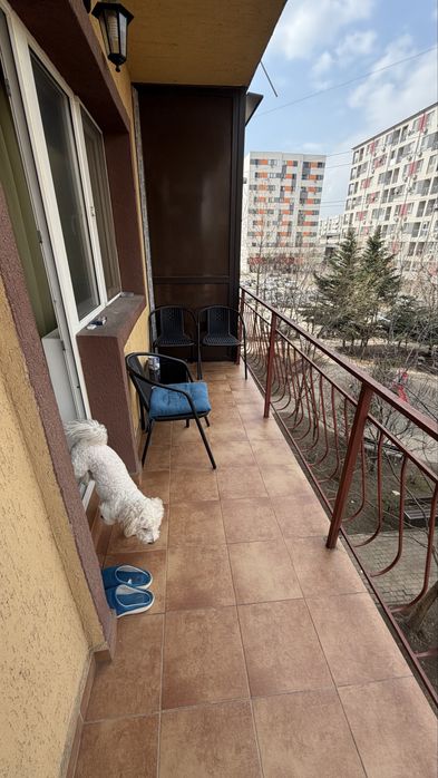 Militari Rezidens. Garsoniera  open spase, spatioasa.