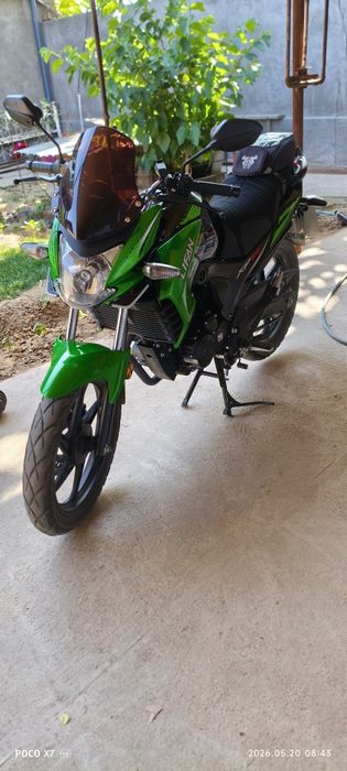 Продам мотоцикл lifan kp 200