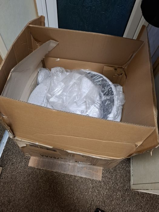 Нови столове букле в бледо сиво и старо злато - ретро, винтидж