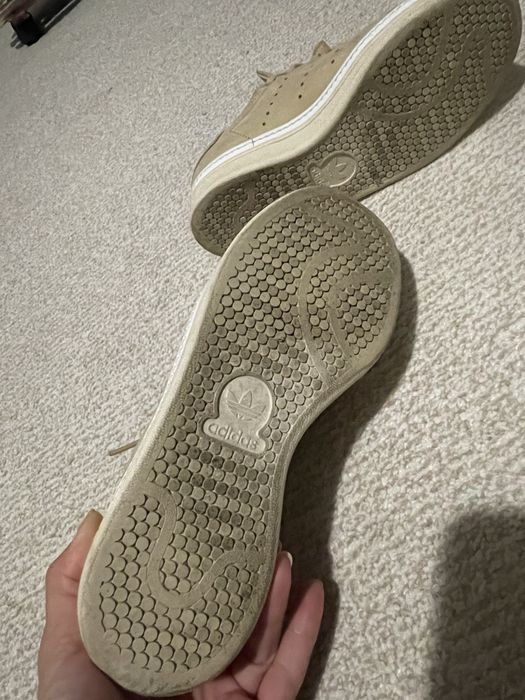 Adidas dama bej