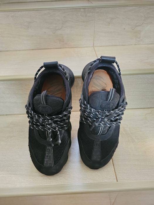 Versace chain reaction black