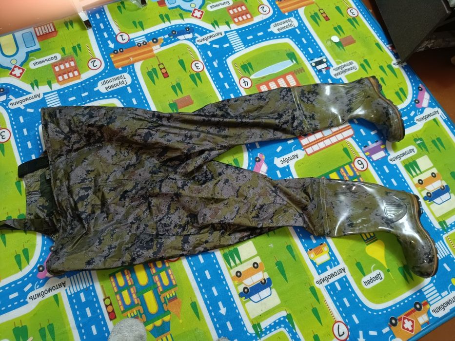 Полукомбинезон для рыбалки