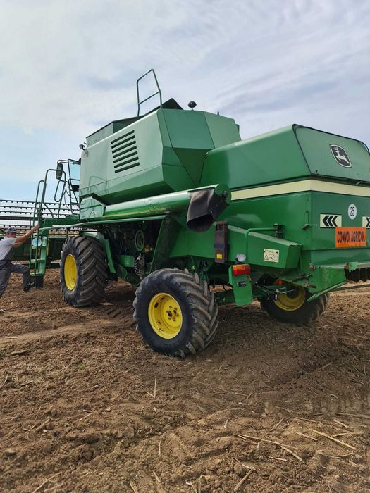 Combina John Deere 1570 an 2011 - ore 2278